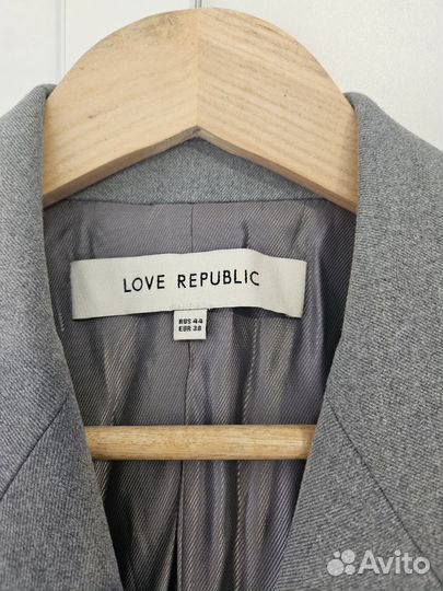 Брючный костюм женский love republic 44р