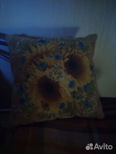 Подушка декоративная