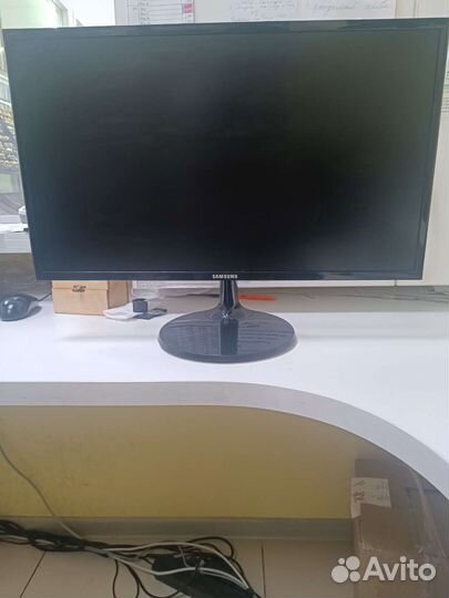 Монитор Philips арт:206016