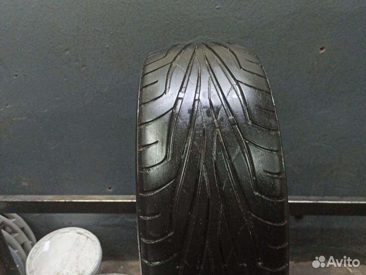 Maxxis MA-Z1 Victra 195/50 R15