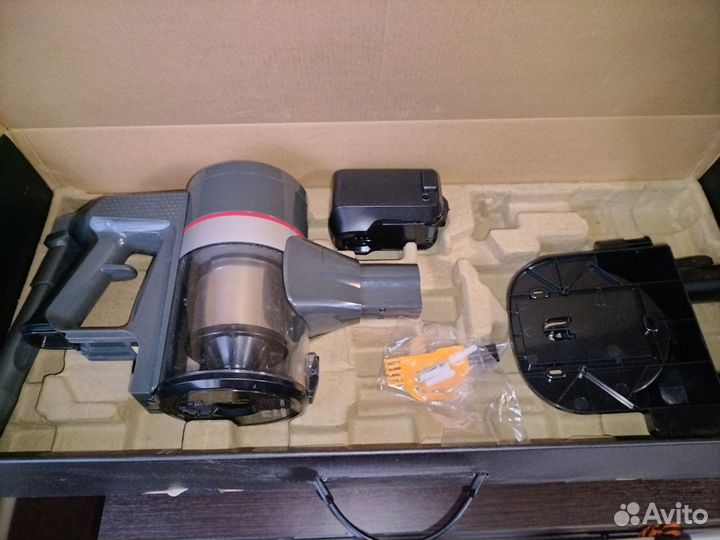 Вертикальный пылесос