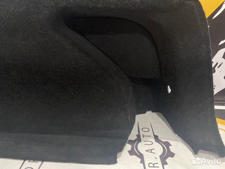 Обшивка багажника задняя правая. Mercedes Glc W253