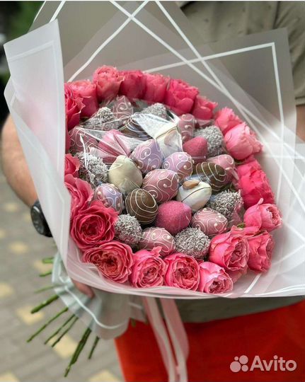 Букет из клубники в шоколаде к 1 сентября