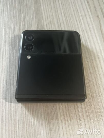Samsung galaxy z flip 3