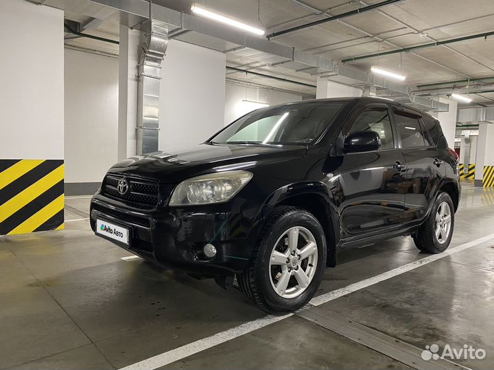 Toyota RAV4 2.0 AT, 2008, 154 000 км