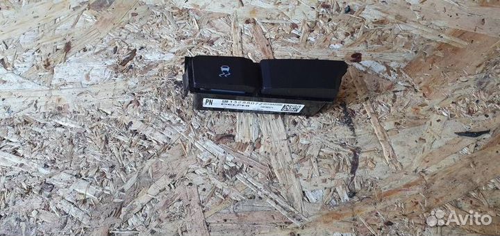 Кнопка антипробуксовочной системы Opel Meriva B 2