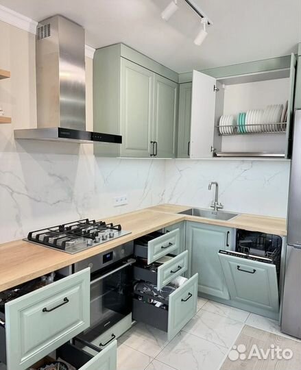 Кухонный гарнитур