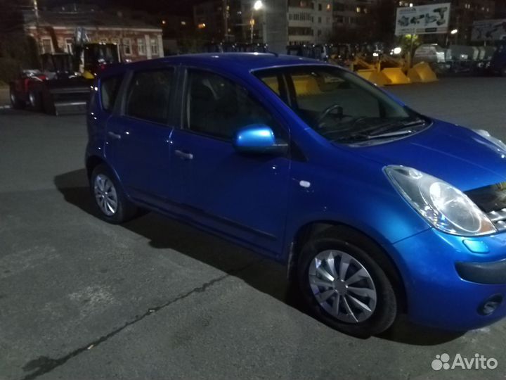 Nissan Note 1.6 МТ, 2006, 220 000 км