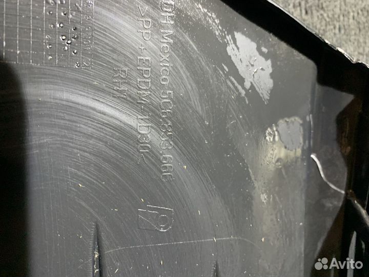 Заглушка противотуманной фары Volkswagen Jetta 6