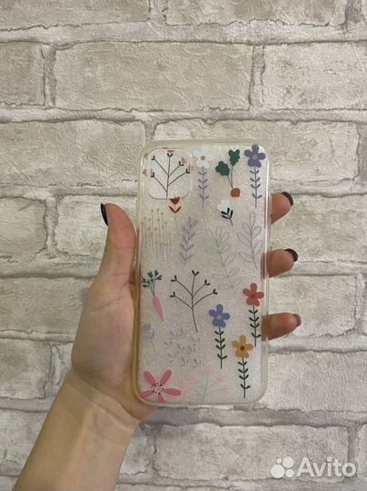 Силиконовый чехол на iPhone 11