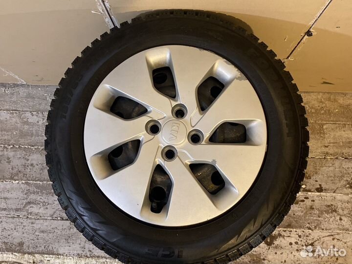 Комплект колес на дисках на Киа/хендай r15 зима