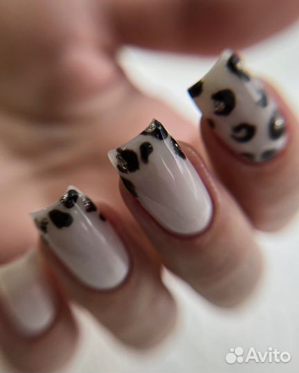 Коррекция наращённых ногтей