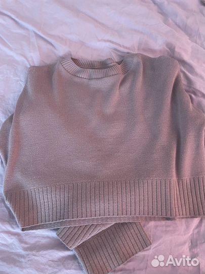 Свитер укороченный