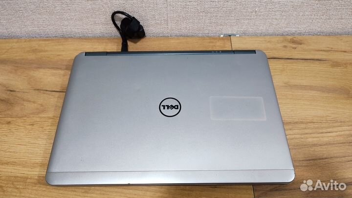 Ноутбук Dell (i5-4300u / SSD 256гб / 8гб озу)