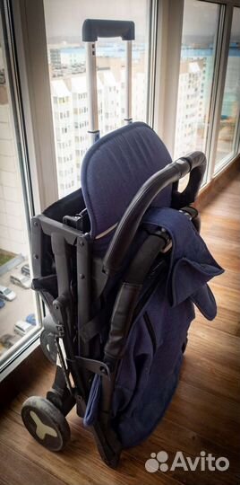 Прогулочная коляска трансфомер