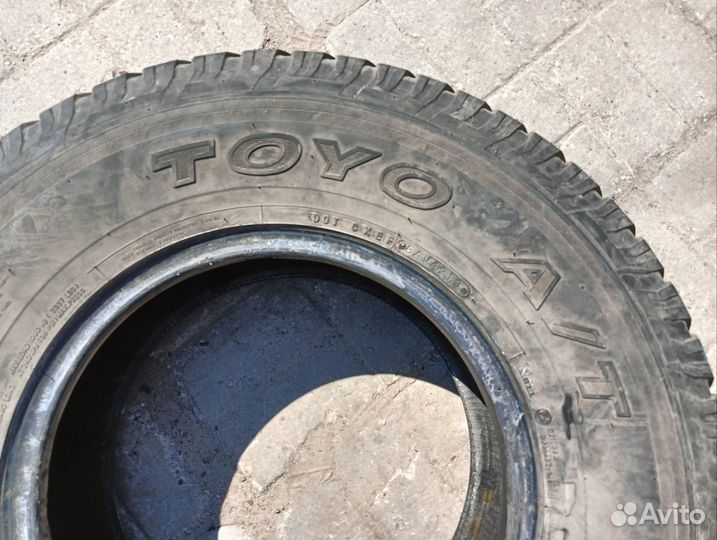 Toyo Open Country A/T 265/70 R15