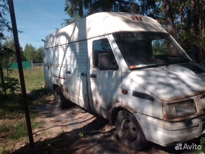 Iveco Daily цельнометаллический, 1996