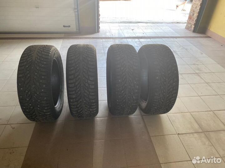 Nokian Tyres Hakkapeliitta 9 SUV 275/55 R20