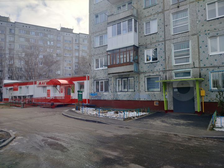 4-к. квартира, 60 м², 3/5 эт.