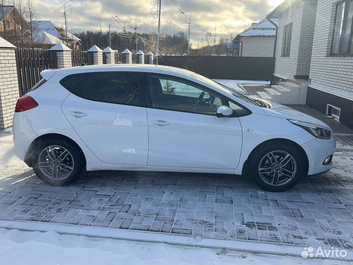 Kia Ceed 1.6 AT, 2012, 180 000 км