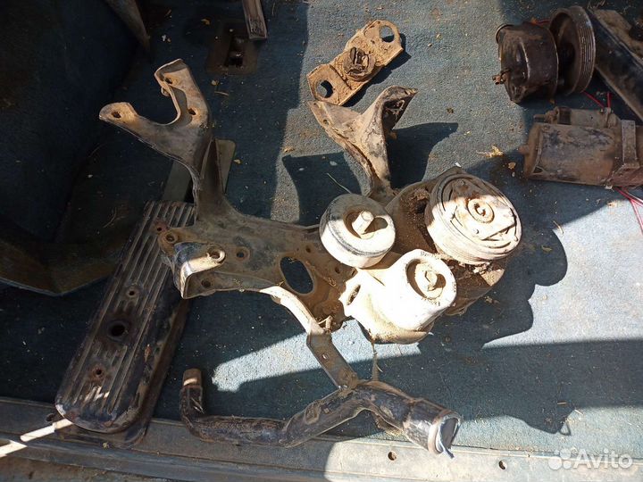 Натяжитель ремня Tahoe Astro Blazer