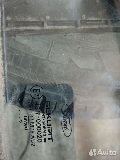 Переднее левое стекло двери Ford Mondeo 3