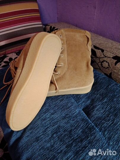Ботинки yeezy crepe boot