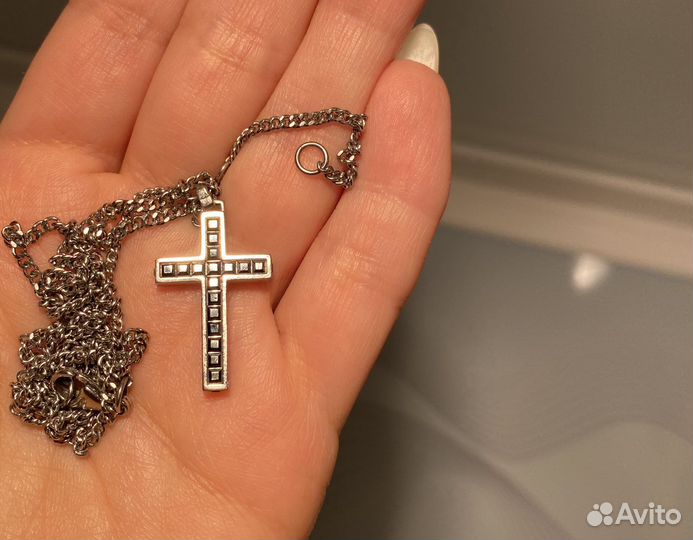 Крестик swarovski с цепочкой