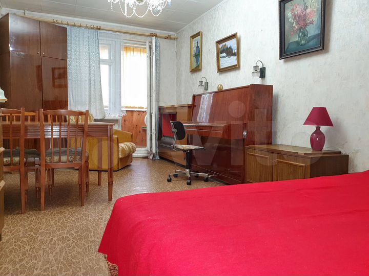 2-к. квартира, 54 м², 3/5 эт.