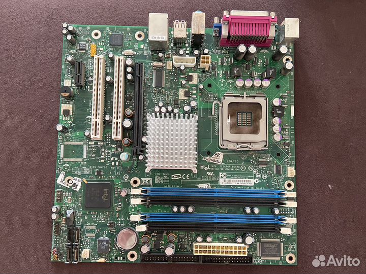 Материнская плата