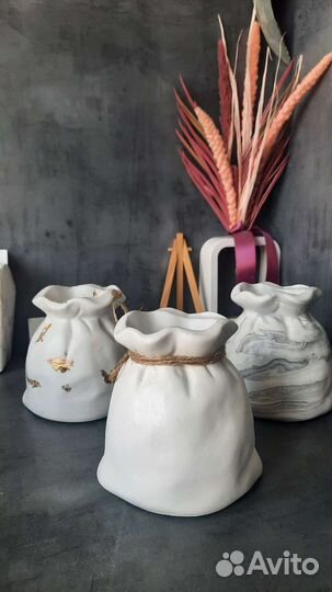 Ваза из гипса для сухоцветов