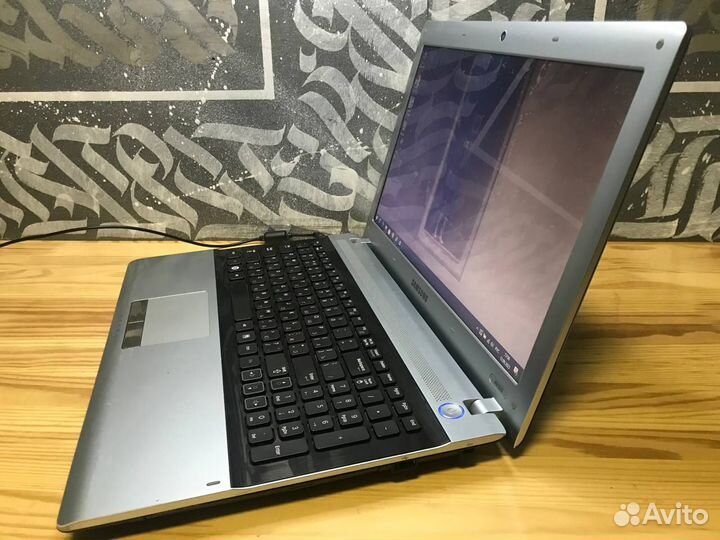 Отличный ноутбук Samsung SSD/GeForce/Intel