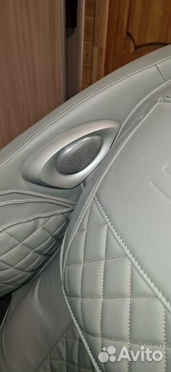 Массажное кресло