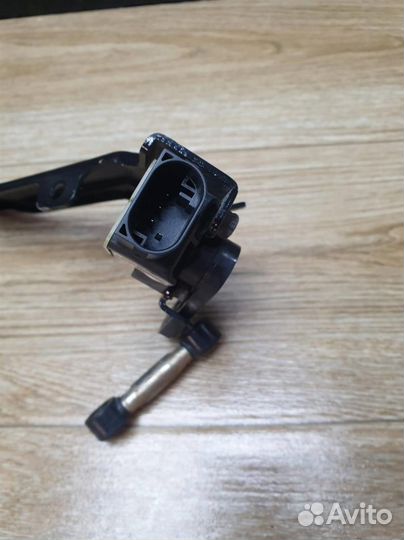 Датчик дорожного просвета Hyundai Santafe 4 TM