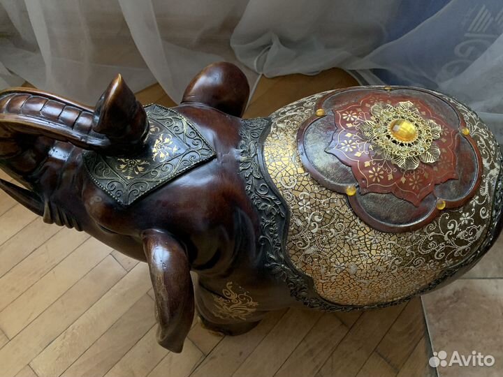 Статуэтка слон, натуральное дерево Индия