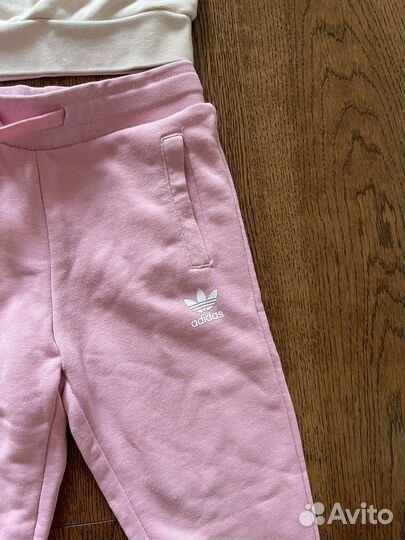 Спортивный костюм adidas