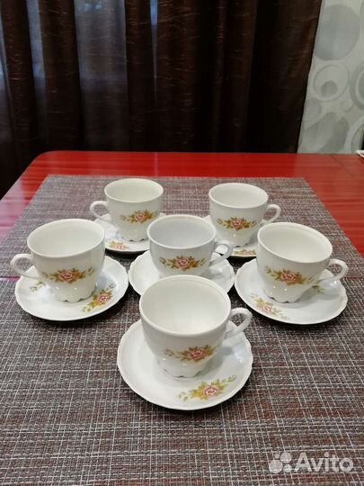 Кофейнная чаша с блюдцами