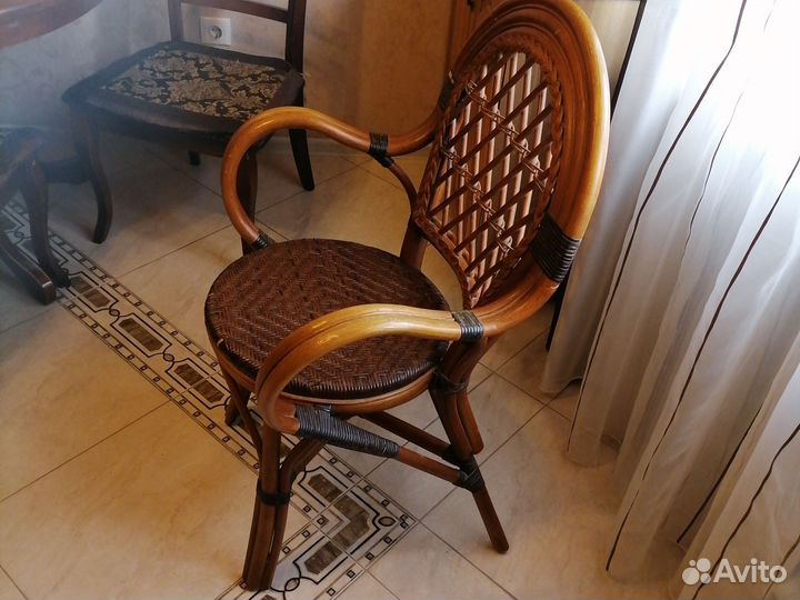 Кресло из натурального ротанга