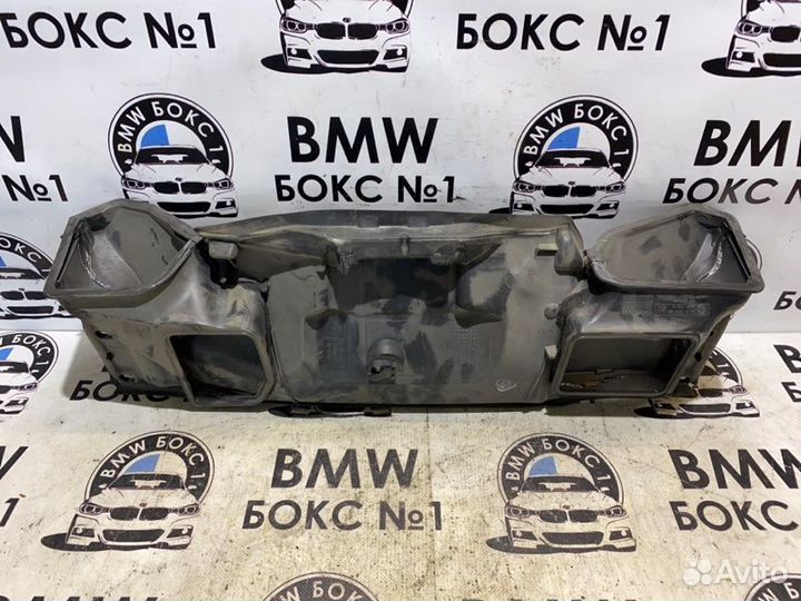 Воздуховод салона Bmw 5 E60 N52B30 2008