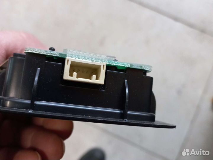 Плафон подсветки салона задний Lexus Nx 300H/200T