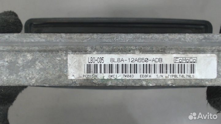 Блок управления двигателем Mazda Tribute 2007, 200