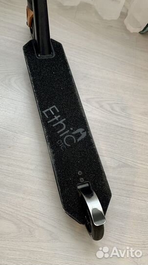 Трюковой самокат Chilli Pro Reaper