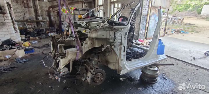 Передняя часть кузова Citroen C3 Picasso