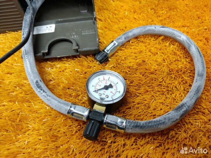 Компрессор подкачки колес Audi Q5 8R calb 2010