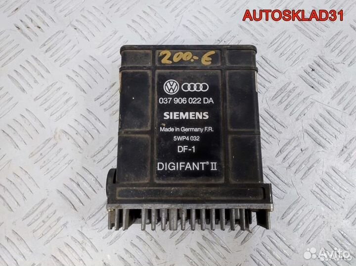 Блок эбу Volkswagen Passat B3 037906022DA