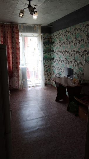 Комната 38 м² в 3-к., 3/3 эт.