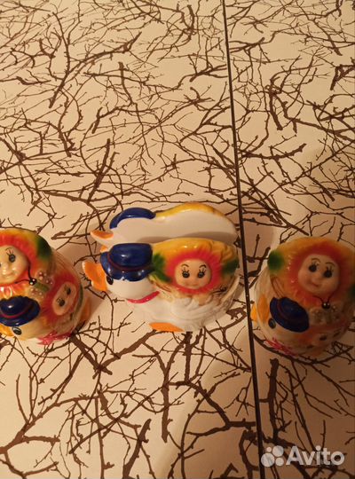 Солонка и перечница, салфетница