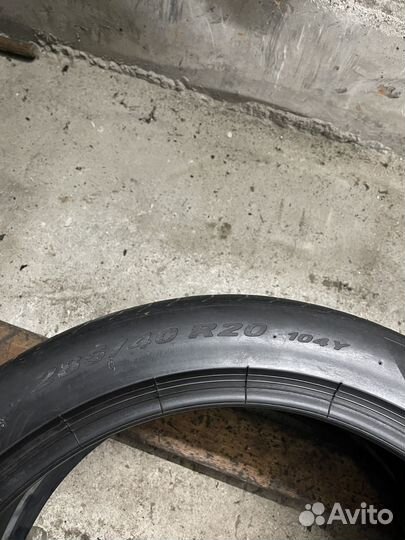 Pirelli P Zero 285/40 R20