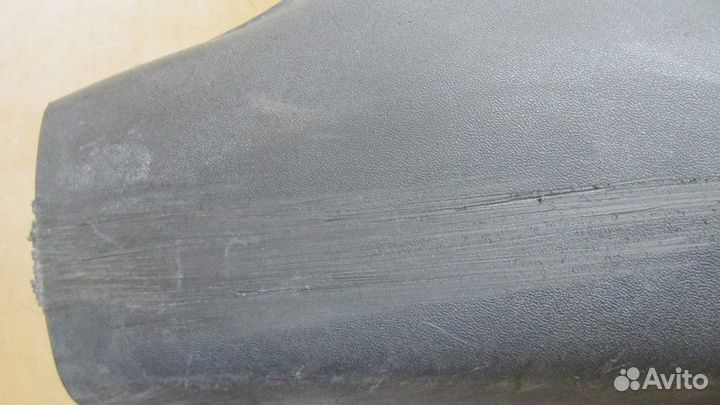 Накладка переднего бампера Volvo V40 Cross Country