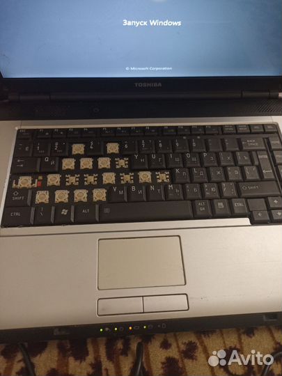 Toshiba ноутбук